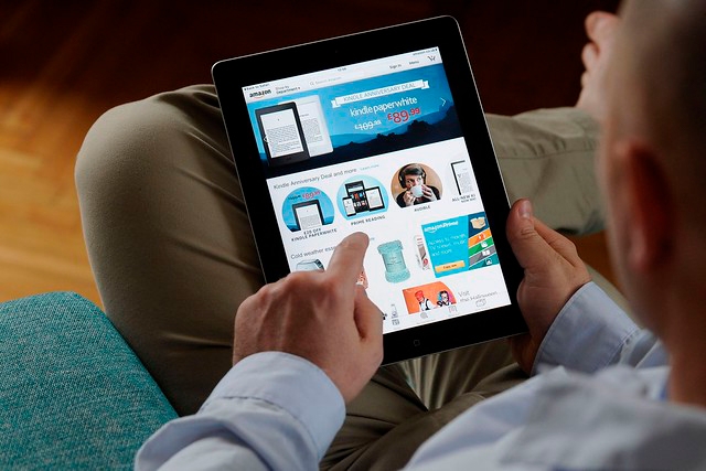 interface amazon music