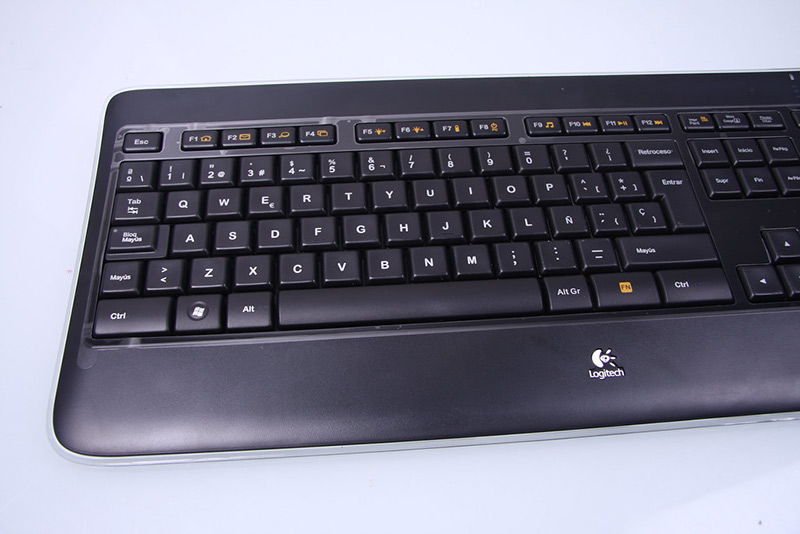 clavier logitech k800 ordinateur home studio avis