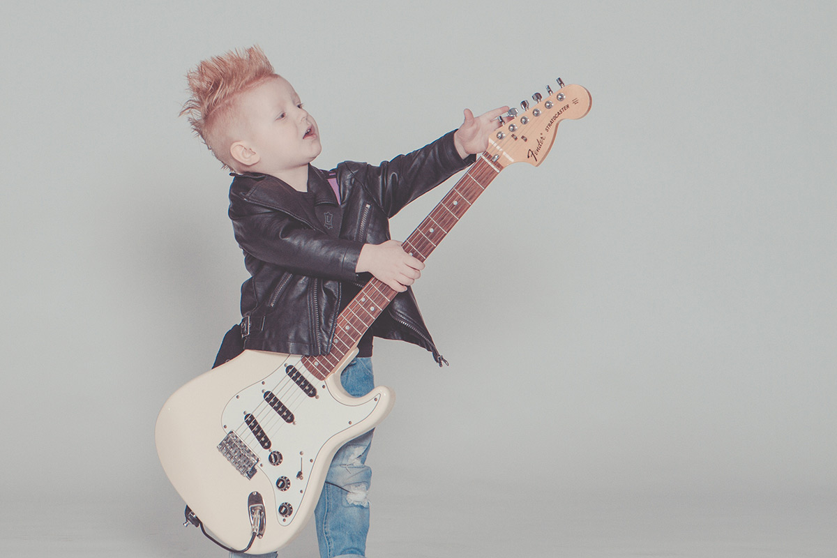 10 meilleures guitares enfant classement comparatif