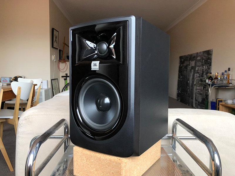 jbl 305p mk2 enceintes monitoring avis