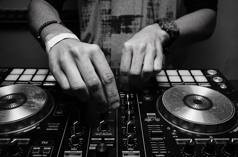 praticite legerete choisir controleur dj
