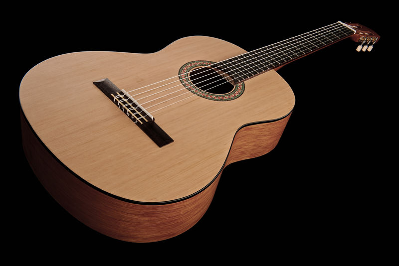 yamaha c40m