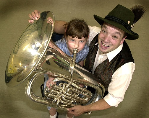 tuba-instrument-adapte-musiciens-debutants