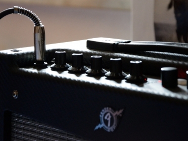 meilleurs-amplis-instrument-acoustique