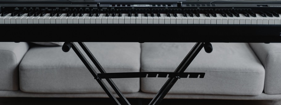 meilleurs-supports-pieds-piano-comparatif