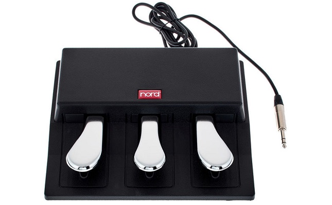 Clavia-Nord-Triple-Pedal