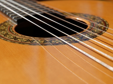 meilleures-cordes-guitare-classique