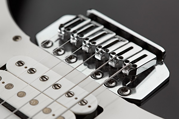 comment-choisir-cordes-guitare-electrique
