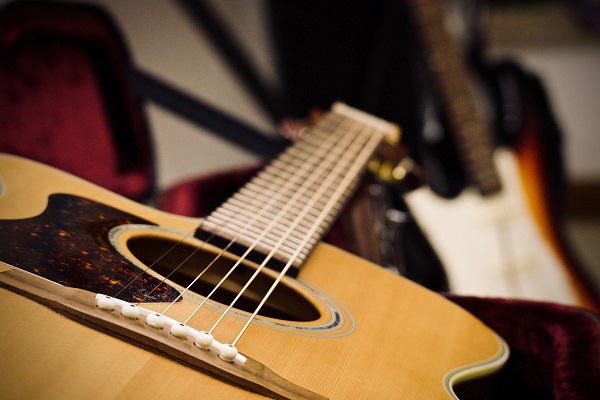 importance-longueur-diapason-guitare-acoustique