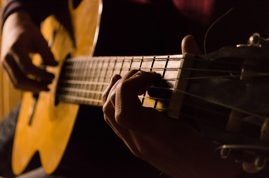 meilleures-guitares-acoustiques-fender