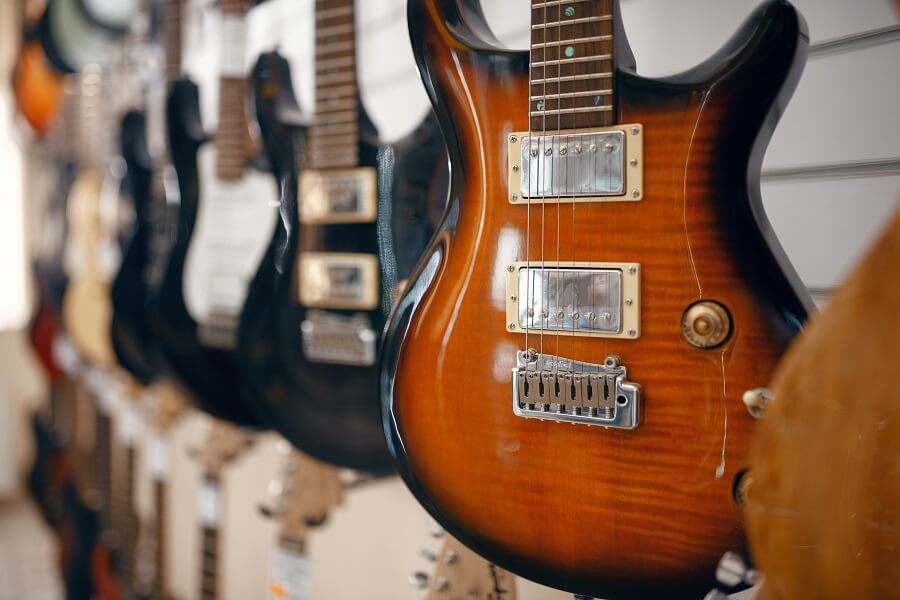 meilleures-guitares-electriques-metal