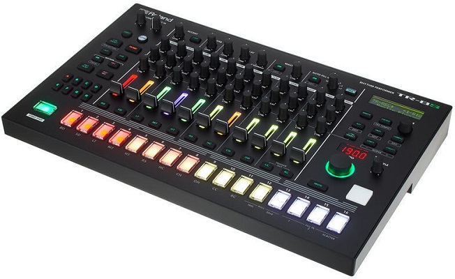 Roland-TR-8S