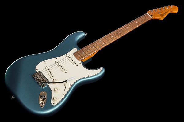 Fender-SQ-CV-60s-Strat-LPB