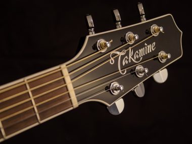 meilleures-guitares-takamine