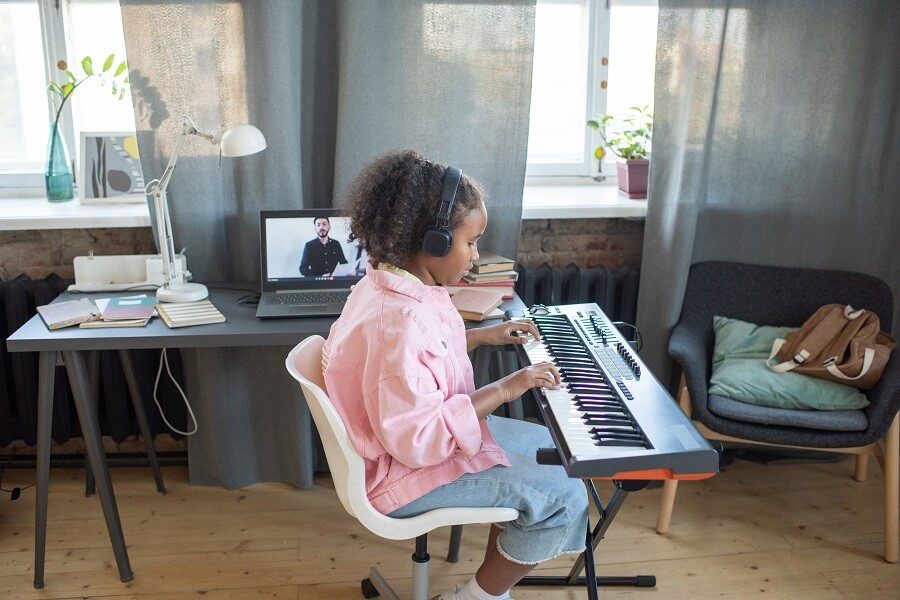 meilleurs-pianos-claviers-enfant