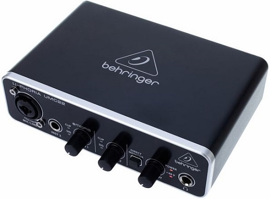 Behringer-U-Phoria-UMC22