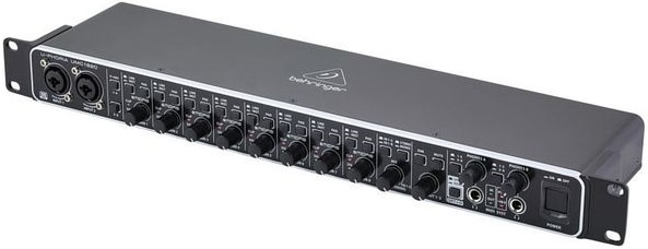 Behringer-UMC1820