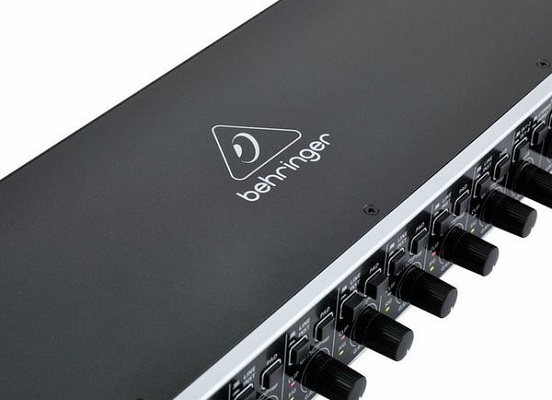 guide-comparatif-carte-son-Behringer