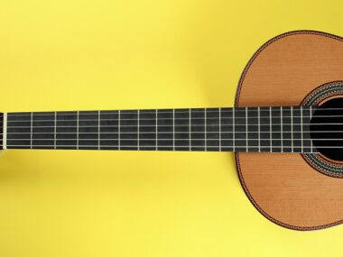 meilleures-guitares-classiques-adulte-4-4