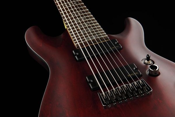 guide-comparatif-guitares-Schecter