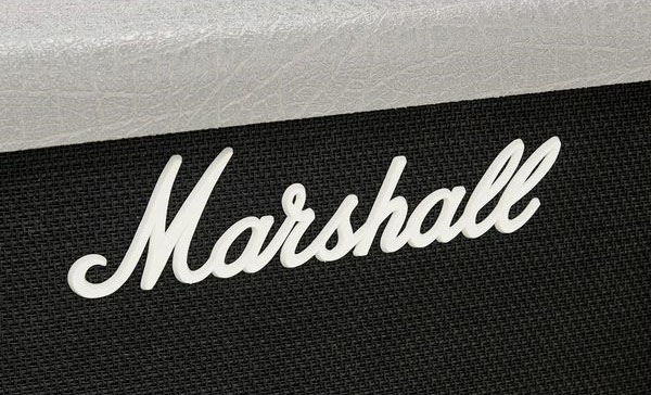 comment-choisir-baffle-Marshall-guitariste