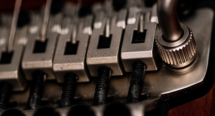 comment-choisir-chevalet-guitare-electrique