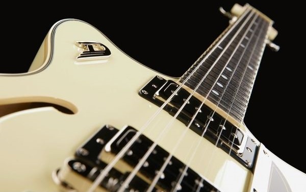 guide-achat-guitare-Duesenberg