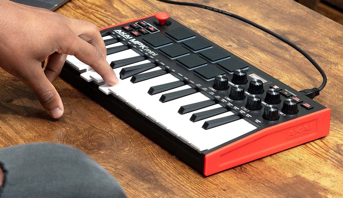 meilleurs-claviers-midi-25-touches