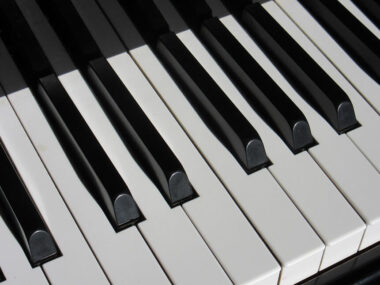 combien-touches-possede-piano