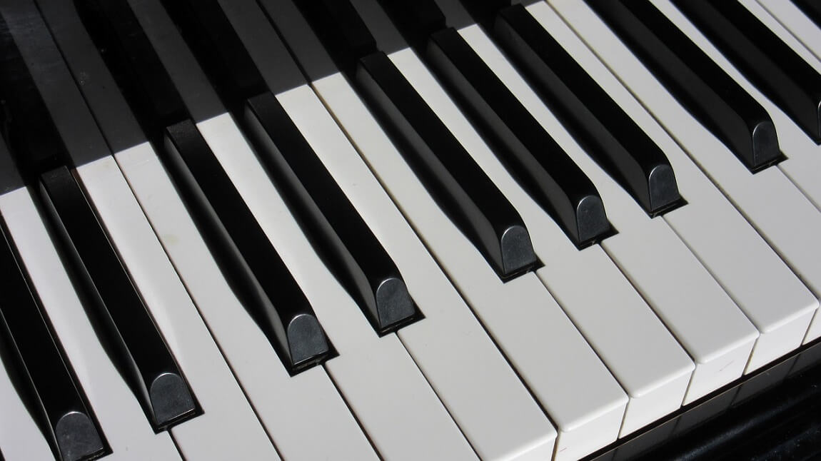 combien-touches-possede-piano