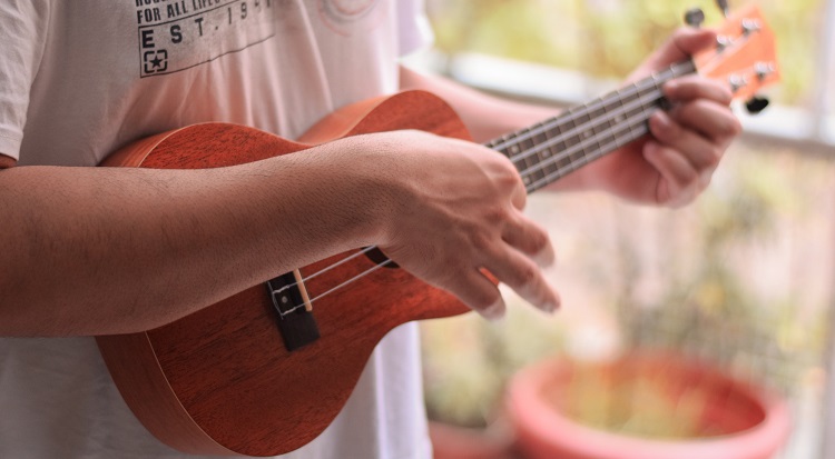 conseils-accelerer-apprentissage-ukulele