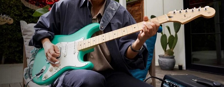 guitare-Fender-mexicaine
