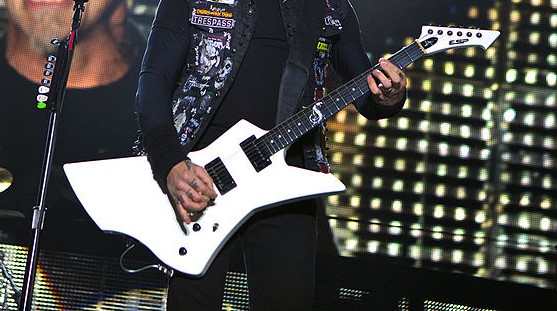 Guitare signature metallica