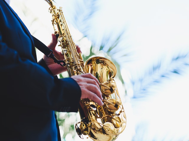 Jouer saxophone pour jazz