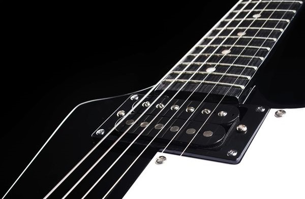 comment-choisir-guitare-type-explorer