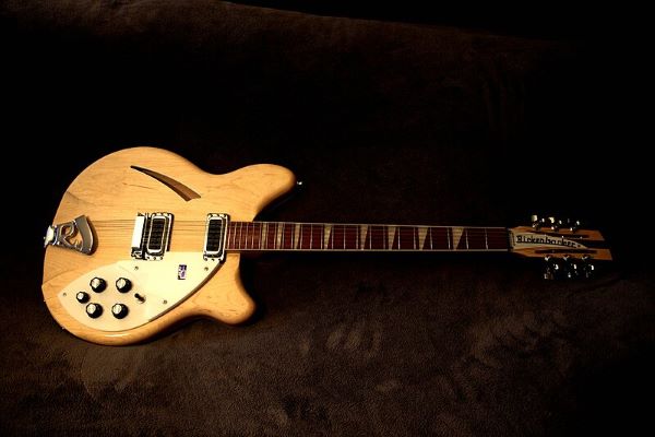 Guide achat guitare Rickenbacker