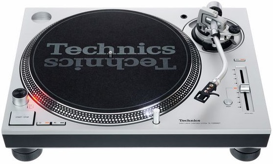 Technics-SL-1200MK7