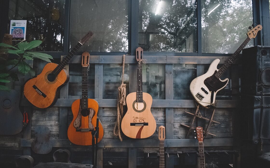 marques-guitares-eviter