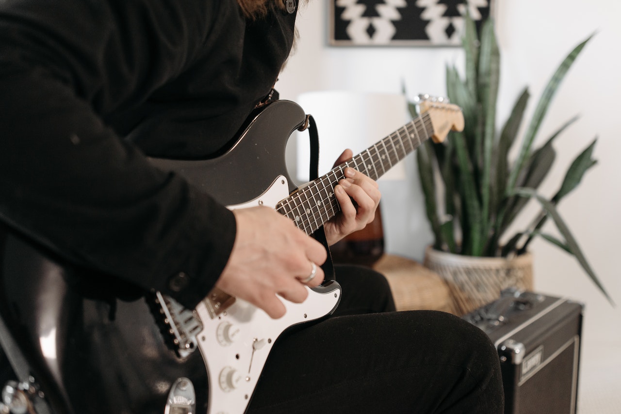 meilleures guitares electriques 3 4