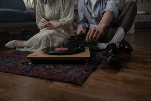 Guide achat platine vinyle bois