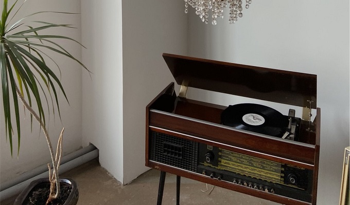 Utiliser Platine vinyle pied
