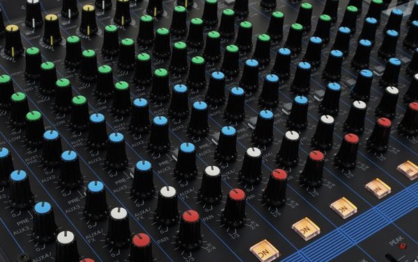 comment-choisir-table-mixage-Yamaha