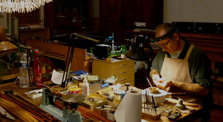 atelier-luthier-Pascal-Camurat-Montpellier