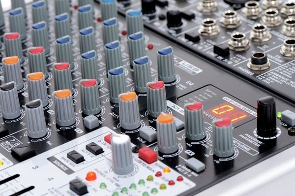guide-achat-table-mixage-debutant