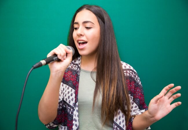 Chanter apres echauffement voix