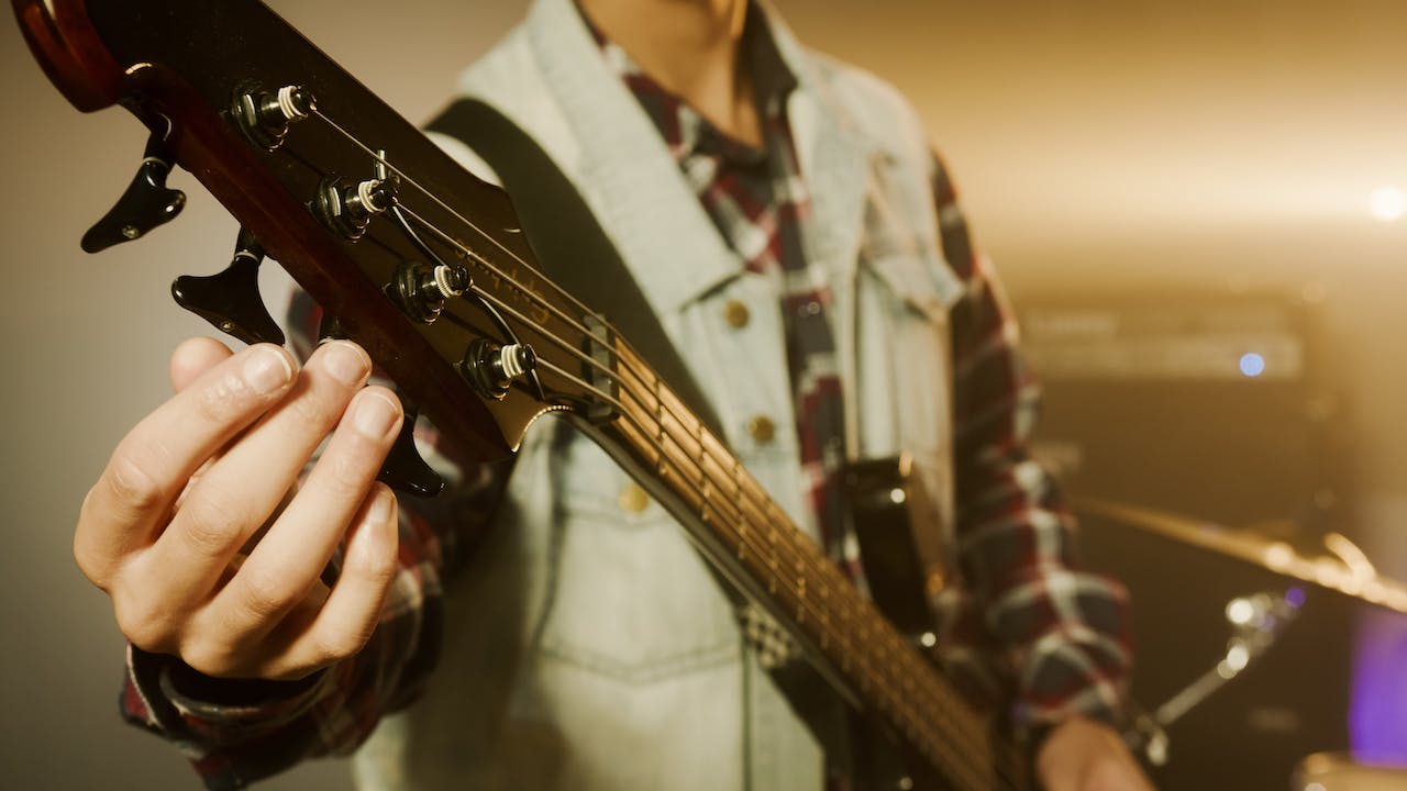 Comment accorder basse
