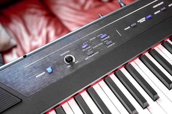 Fonctions piano Alesis Recital