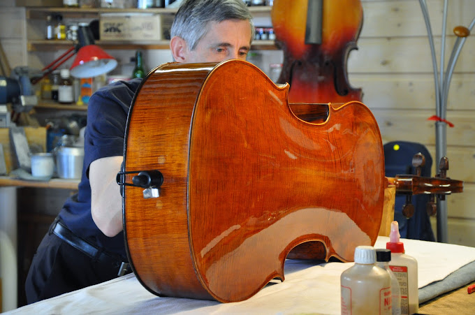 Luthier Bordeaux Simon Bour