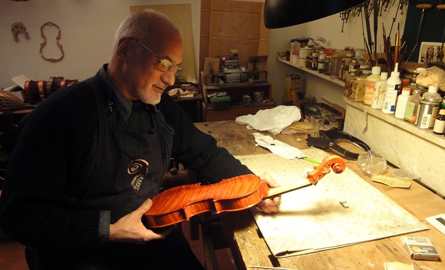 Luthier Frédéric Bonet