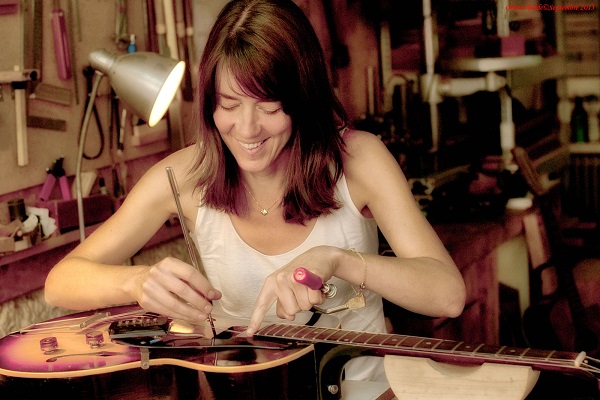 Luthiere Christelle Caillot Paris